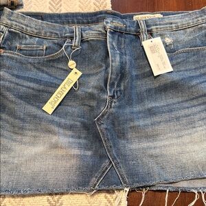 Blank NYC  women’s Denim skirt